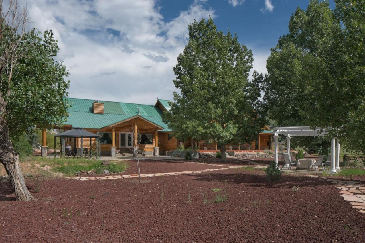 וויליאמס Quarter Horse Inn & Lodge מראה חיצוני תמונה